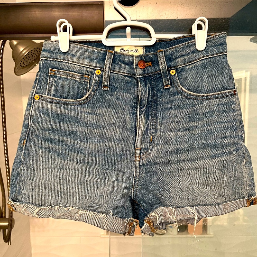 Madewell High Rise Jean Short - Size 25